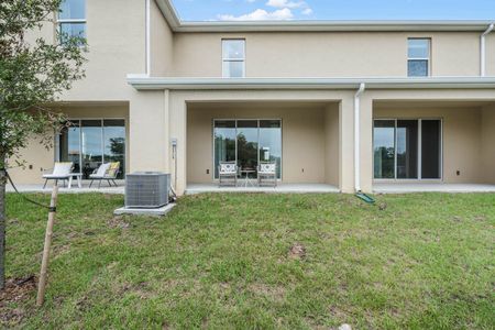 New construction Townhouse house 994 Lido Drive, Howey-in-the-Hills, FL 34737 - photo 24 24