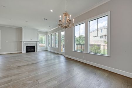 New construction Single-Family house  14008 Memorial Drive, Houston, TX 77079 - photo 8 8