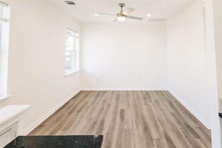 New construction Condo/Apt house 4700 Prock Ln, Unit E, Austin, TX 78721 - photo 9 9