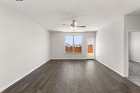 New construction Single-Family house 2800 Desert Lily Lane, Fort Worth, TX 76108 - photo 16 16