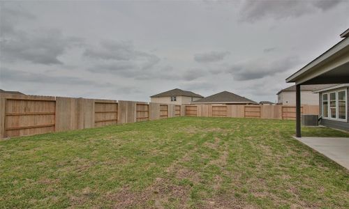 New construction Single-Family house 27418 Aster Green Drive, Katy, TX 77493 Premier Series - Magnolia- photo 34 34