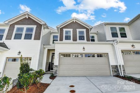 New construction Townhouse house 1646 Munstead Place, Unit 53 Claymore, Indian Land, SC 29707 - photo 0