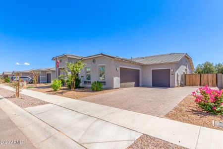 New construction Single-Family house 23017 E Via Las Brisas Drive, Queen Creek, AZ 85142 - photo 0 0