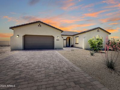 New construction Single-Family house 8311 N 192Nd Avenue, Waddell, AZ 85355 - photo 0 0