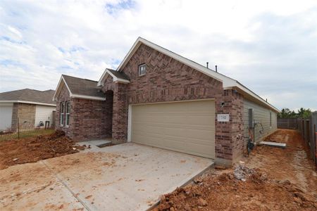 New construction Single-Family house 723 Larkspur Shadow Drive, Magnolia, TX 77354 - photo 2 2
