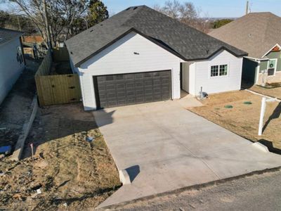 New construction Single-Family house 3017 Brazos River Drive, Granbury, TX 76048 - photo 0