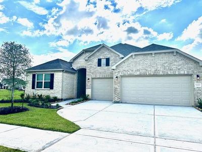 New construction Single-Family house 1001 Comal Trail, Dayton, TX 77535 - photo 0