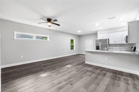 New construction Single-Family house 1415 Ne 3Rd Avenue, Gainesville, FL 32641 - photo 16 16