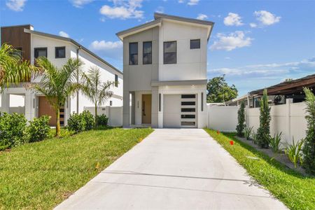 New construction Single-Family house 3638 W Palmetto Drive, Tampa, FL 33607 - photo 0