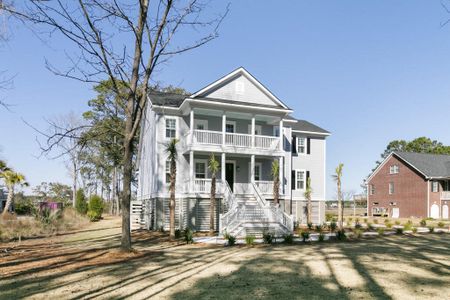 New construction Single-Family house 430 Commonwealth Road, Mount Pleasant, SC 29466 - photo 13 13