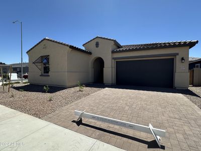 New construction Single-Family house 11537 E Utah Avenue, Mesa, AZ 85212 Garnet Homeplan- photo 3 3