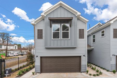 Sandle Village by MTY Builders in Houston - photo