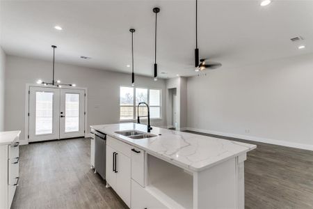 New construction Single-Family house 2400 Birmingham Avenue, Dallas, TX 75215 - photo 12 12