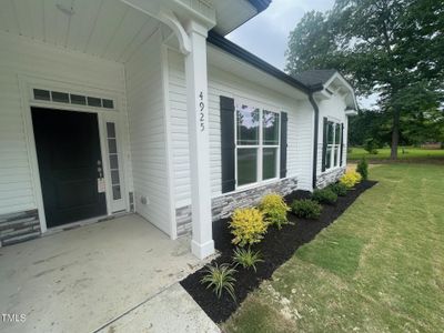 New construction Single-Family house 115 Watermelon Drive, Franklinton, NC 27525 - photo 2 2