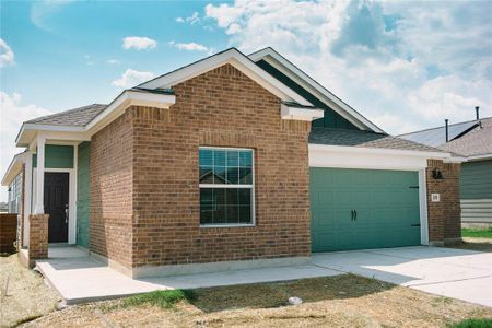 New construction Single-Family house 220 Barcelona, Kyle, TX 78640 - photo 0 0