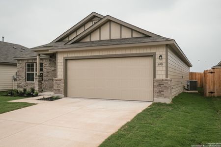 New construction Single-Family house 6806 Lime Rock Bluff, San Antonio, TX 78253 Desoto - 40' Smart Series- photo 2 2