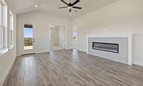 New construction Single-Family house 22402 Lago Lookout Ln, Lago Vista, TX 78645 - photo 16 16