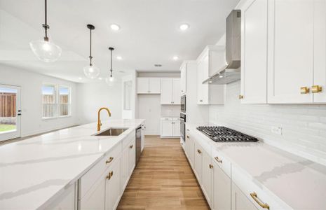 Airy kitchen *real home pictured