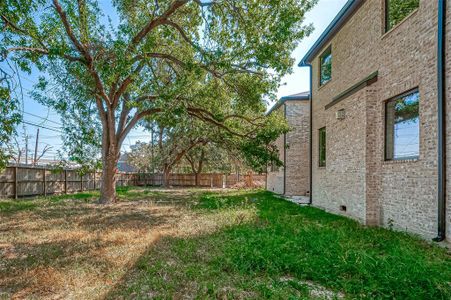 New construction Single-Family house 10902 Britoak Lane, Houston, TX 77079 - photo 47 47