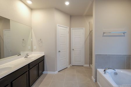 New construction Single-Family house 6823 Lime Rock Bluff, San Antonio, TX 78253 Magellan - 40' Smart Series- photo 12 12