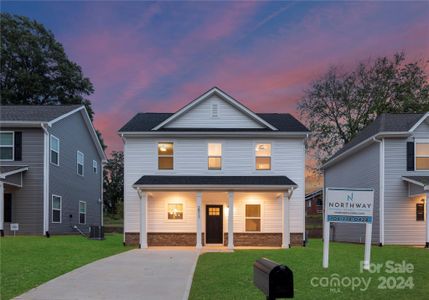 New construction Single-Family house 7226 Linda Lake Drive, Charlotte, NC 28215 - photo 0