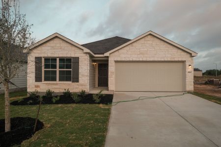 New construction Single-Family house Dawson - 35' Smart Series, 7407 Toledo Bend, San Antonio, TX 78252 - photo