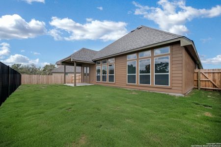 New construction Single-Family house 1743 Dunvegan Park, Bulverde, TX 78163 Plan 1663- photo 12 12