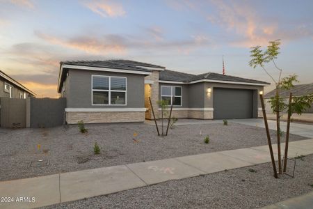 New construction Single-Family house 15926 W Bronco Trail, Surprise, AZ 85387 - photo 3 3