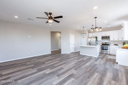 New construction Single-Family house 455 W Lincoln Avenue, Coolidge, AZ 85128 - photo 12 12