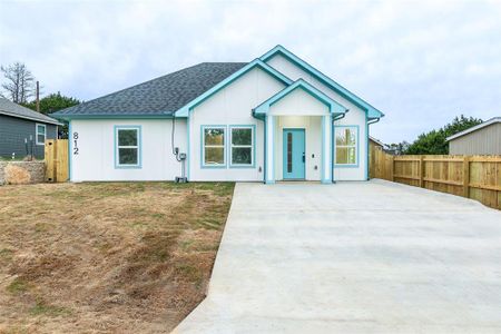 New construction Single-Family house 812 Pecos River Drive, Granbury, TX 76048 - photo 0 0
