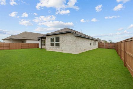 New construction Single-Family house 144 Samuel Blair Pass, Bastrop, TX 78602 The Wedgeway- photo 19 19