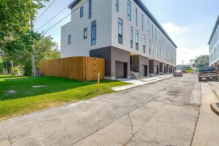 New construction Townhouse house 433 W Morphy Street, Fort Worth, TX 76104 - photo 36 36