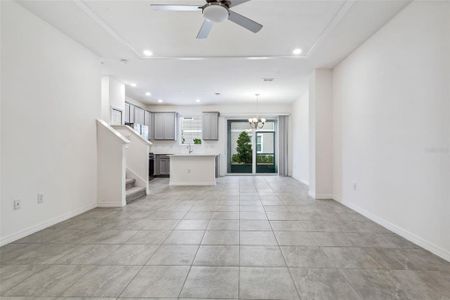 New construction Townhouse house 5783 Spotted Harrier Way, Lithia, FL 33547 - photo