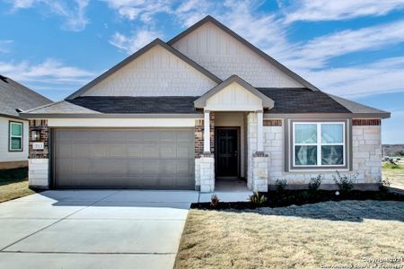 New construction Single-Family house 913 Gray Cloud Drive, New Braunfels, TX 78130 Landmark Series - Avalon- photo 0