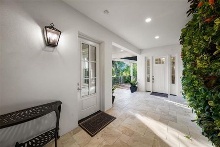 New construction Single-Family house 4211 W Woodmere Road, Tampa, FL 33609 - photo 5 5