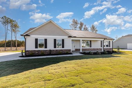 New construction Single-Family house 206 Tuscany Circle, Princeton, NC 27569 - photo 0