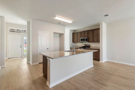 New construction Single-Family house 420 Shoreview Drive, Conroe, TX 77303 S-1613- photo 4 4