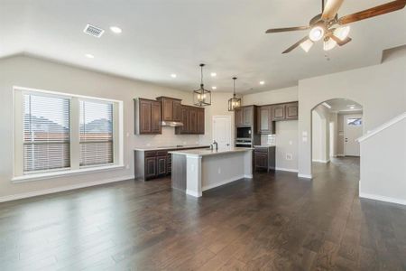 New construction Single-Family house 4369 Sun Meadow Drive, Joshua, TX 76058 Concept 2440- photo 18 18