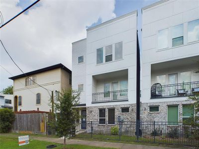 New construction Single-Family house 1507 La Branch Street, Houston, TX 77004 - photo 1 1