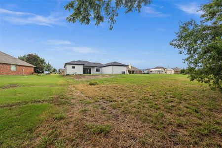 New construction Single-Family house 1057 Meadow Hill Drive, Lavon, TX 75166 - photo 28 28