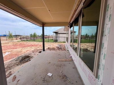 New construction Single-Family house 27226 Blue Sand Drive, Katy, TX 77493 Cypress Homeplan- photo 28 28