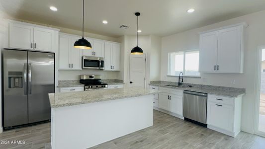 New construction Single-Family house 9023 W Torreon Drive, Arizona City, AZ 85123 - photo 5 5