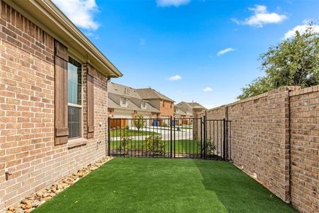 New construction Townhouse house 612 Tall Grass Trail, Wylie, TX 75098 Istanbul- photo 30 30