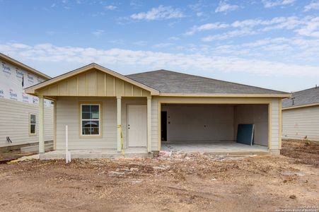 New construction Single-Family house 1364 Mill Mountain, Seguin, TX 78155 - photo 10 10