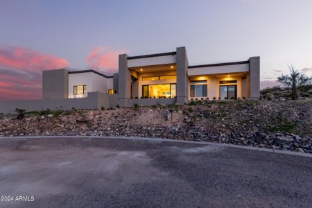 New construction Single-Family house 3625 W Mulholland Drive, Phoenix, AZ 85083 - photo 9 9