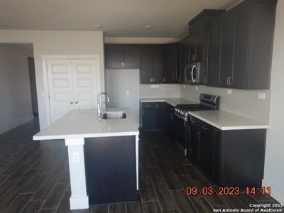 New construction Single-Family house 7062 Hayes Horizon, San Antonio, TX 78233 - photo 10 10
