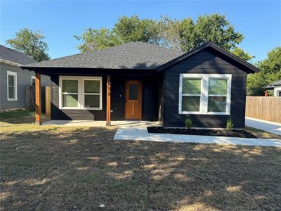 New construction Single-Family house 933 E Annie Street, Fort Worth, TX 76104 - photo 0