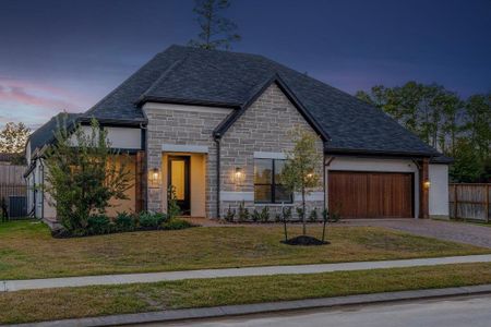 New construction Single-Family house 1006 Oak Summit Lane, Conroe, TX 77384 - photo 4 4