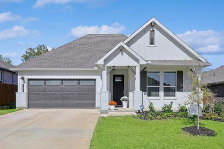 New construction Single-Family house 1420 Razorbill Road, Denton, TX 76205 - photo 0