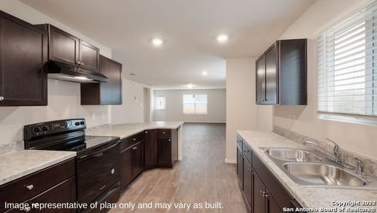 New construction Single-Family house 2949 Wentwood Run, San Antonio, TX 78245 THE MARTINDALE- photo 4 4